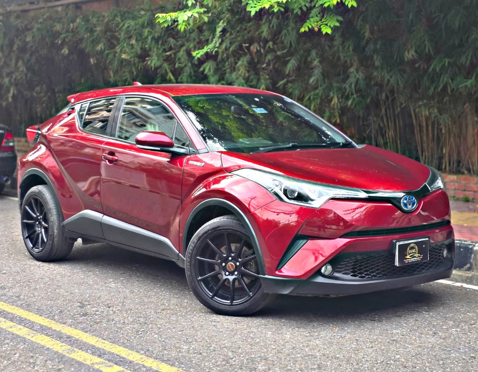 TOYOTA CH-R